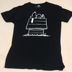 Black Snoopy t-shirt